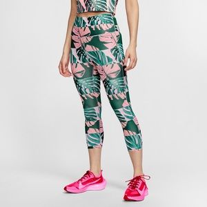 Nike Women’s Fast Crop Running Tights